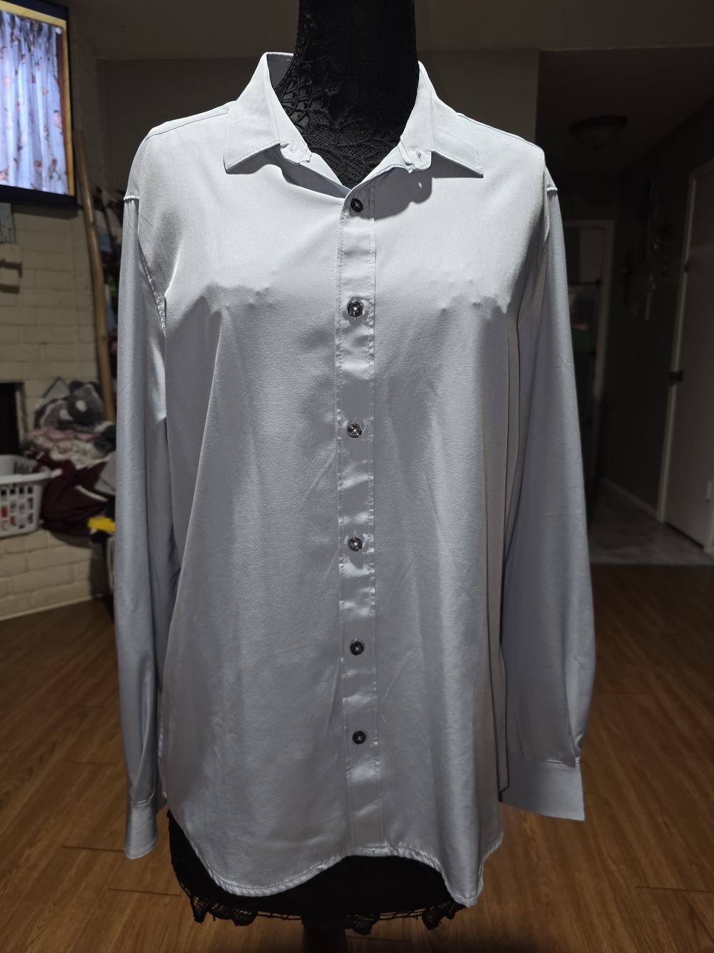 Women's Light Blue Button-Down Shirt with Classic Collar